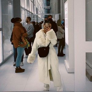 Meet your Posher, Marina